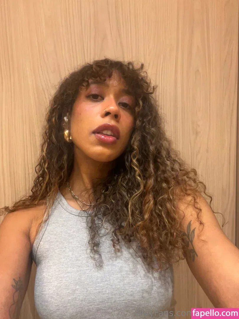 Almamita Onlyfans Photo Gallery 