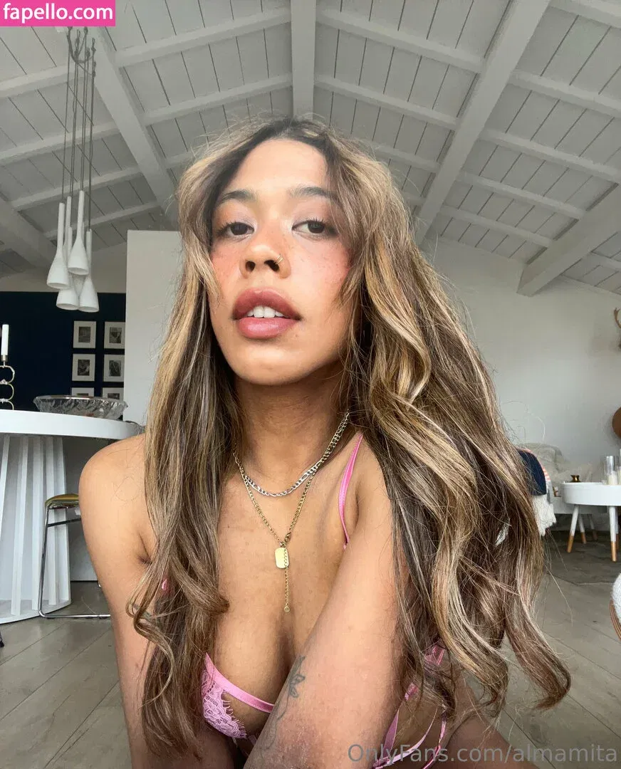Almamita Onlyfans Photo Gallery 