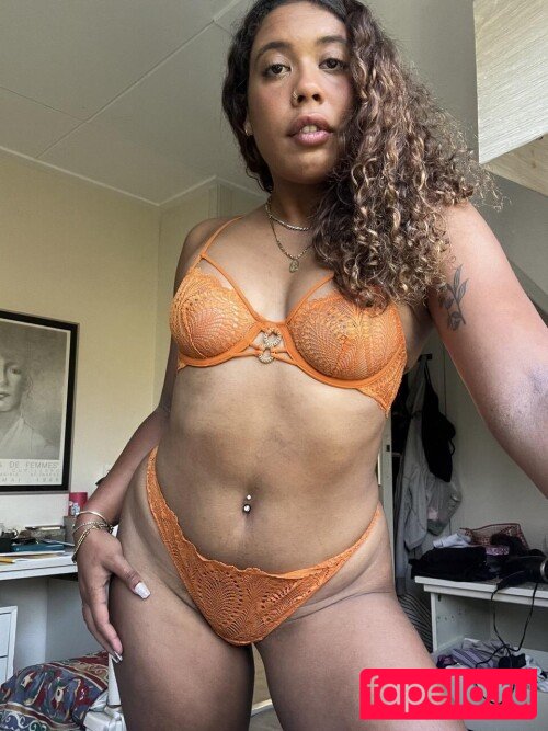 Almamita Nude Onlyfans Photo 12