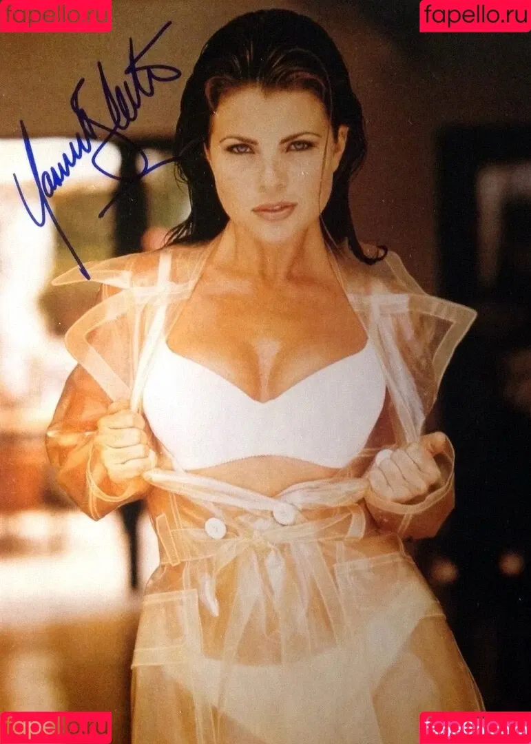 Yasmine Bleeth Onlyfans Photo Gallery 