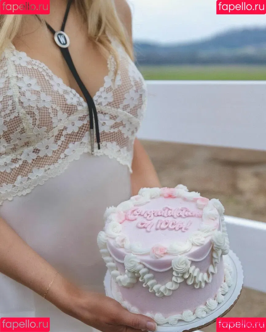 Ashley Walls Onlyfans Photo Gallery 