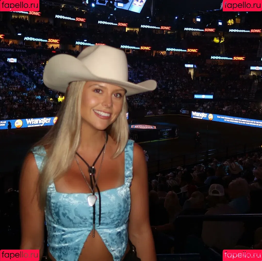 Ashley Walls Onlyfans Photo Gallery 