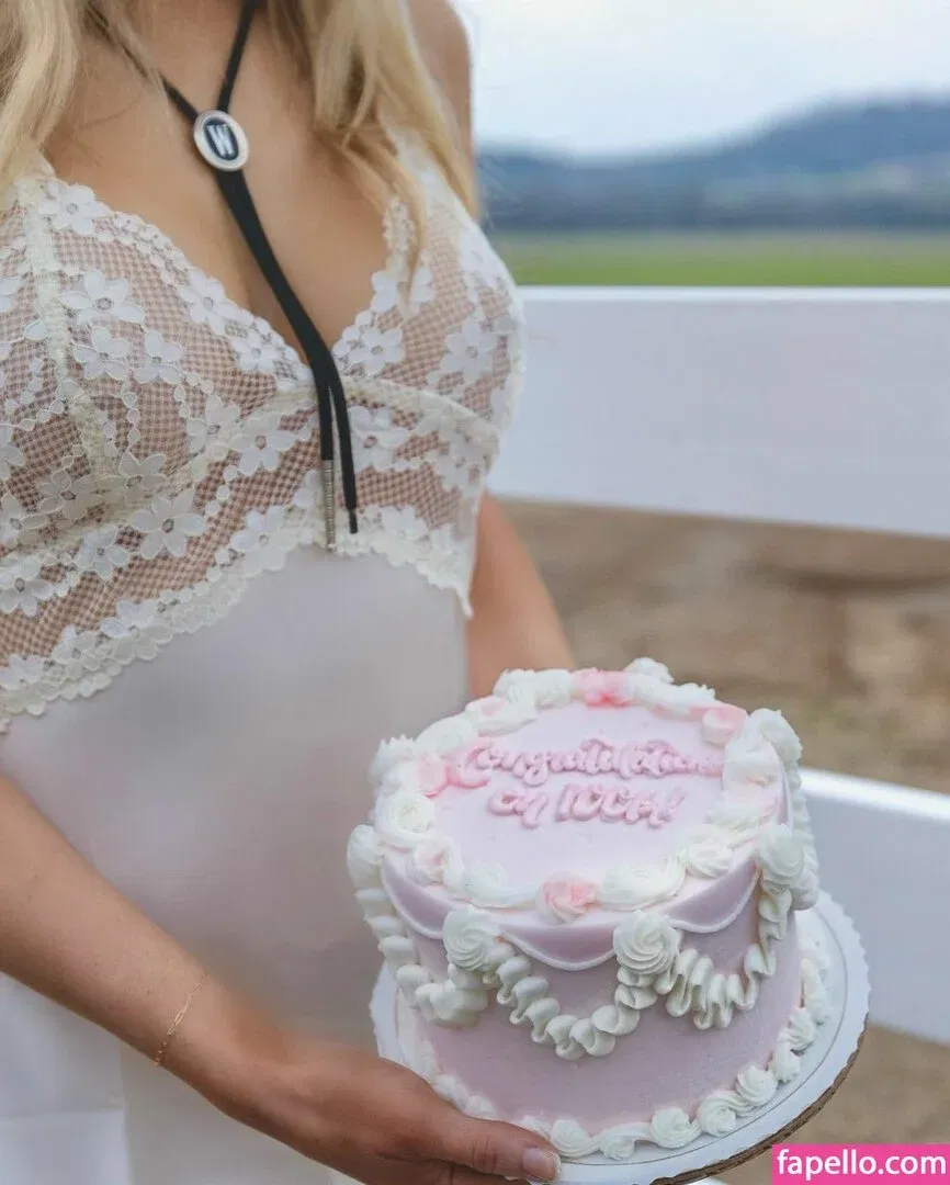 Ashley Walls Onlyfans Photo Gallery 