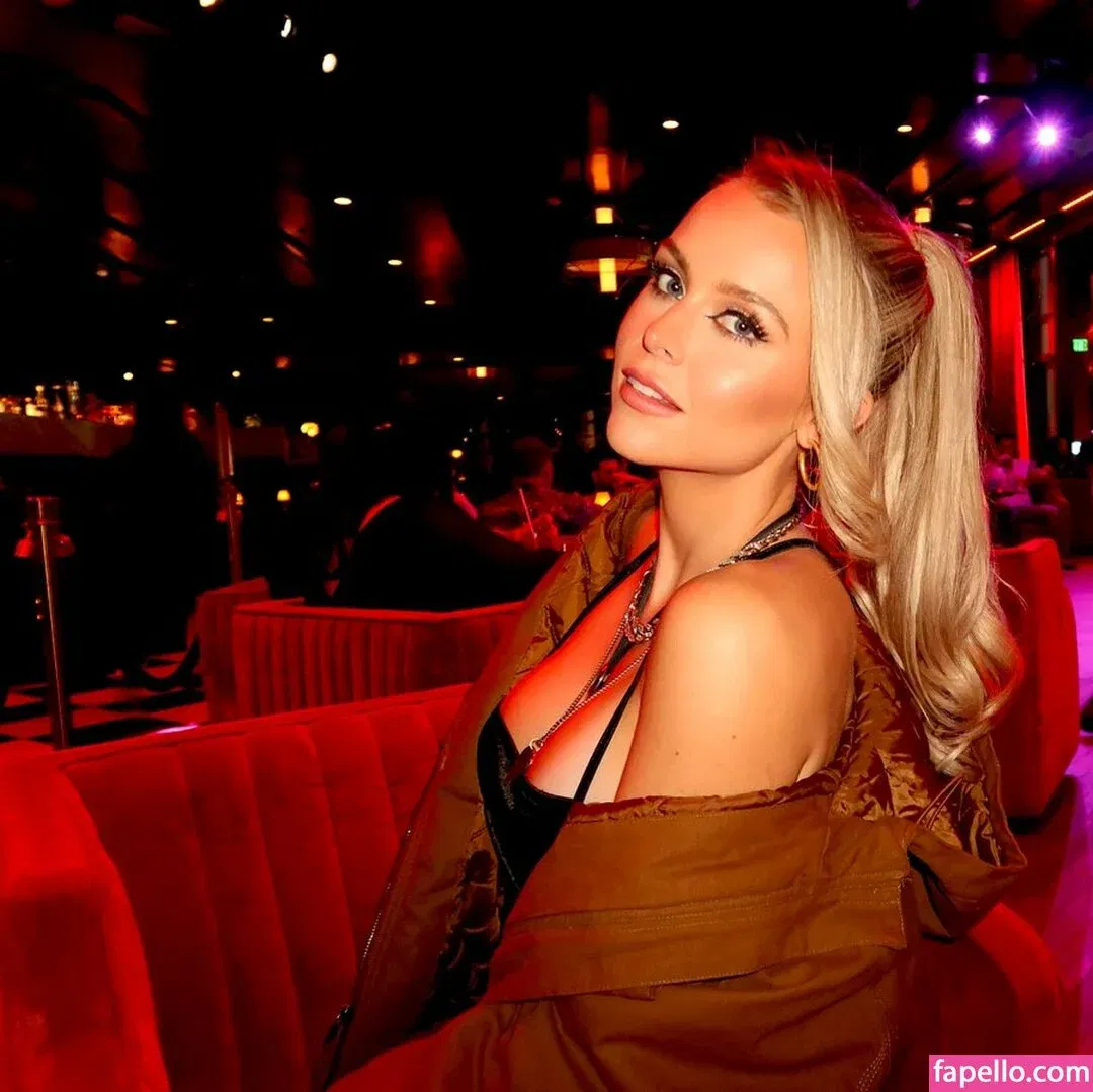 Ashley Walls Onlyfans Photo Gallery 