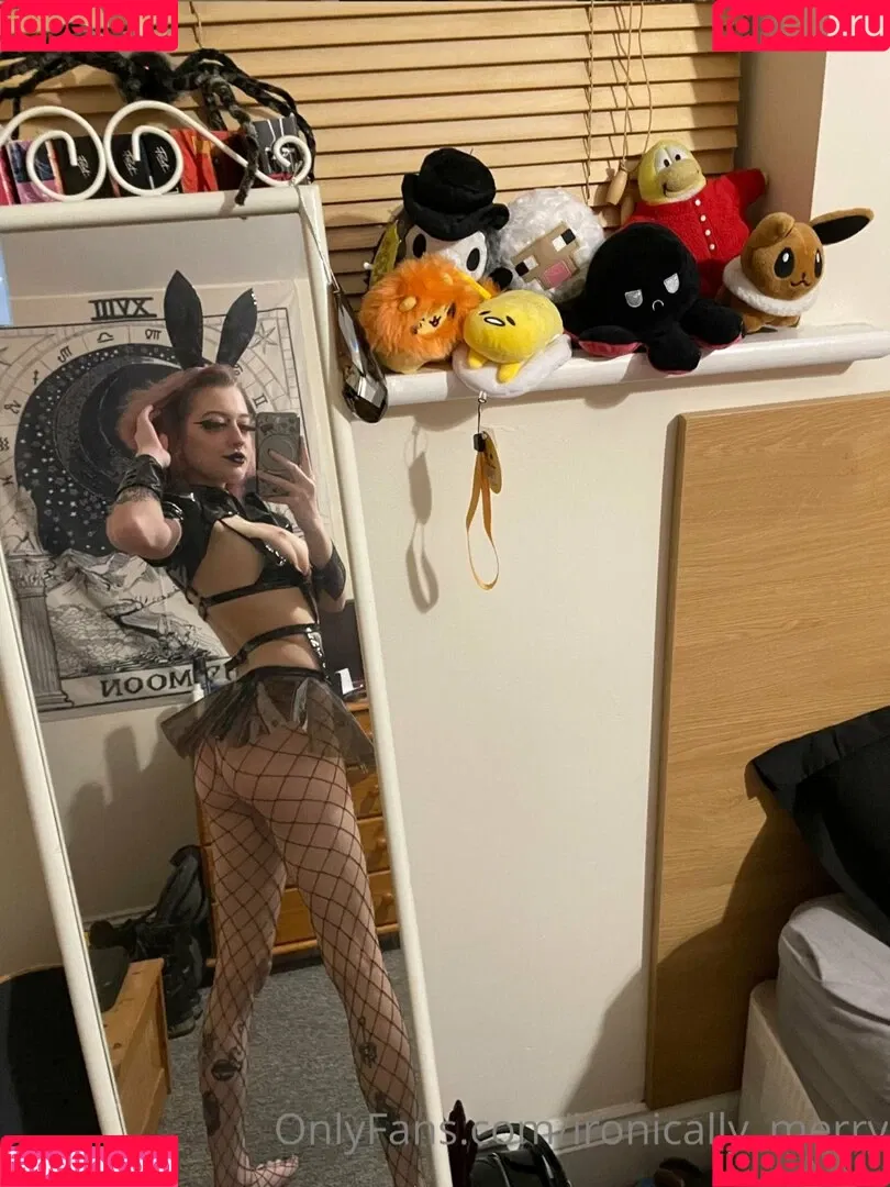 Ironically_merry Onlyfans Photo Gallery 