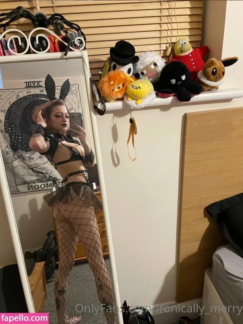 Ironically_merry Onlyfans Photo Gallery 