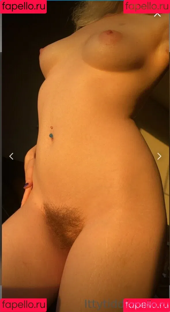 shortemogf Onlyfans Photo Gallery 