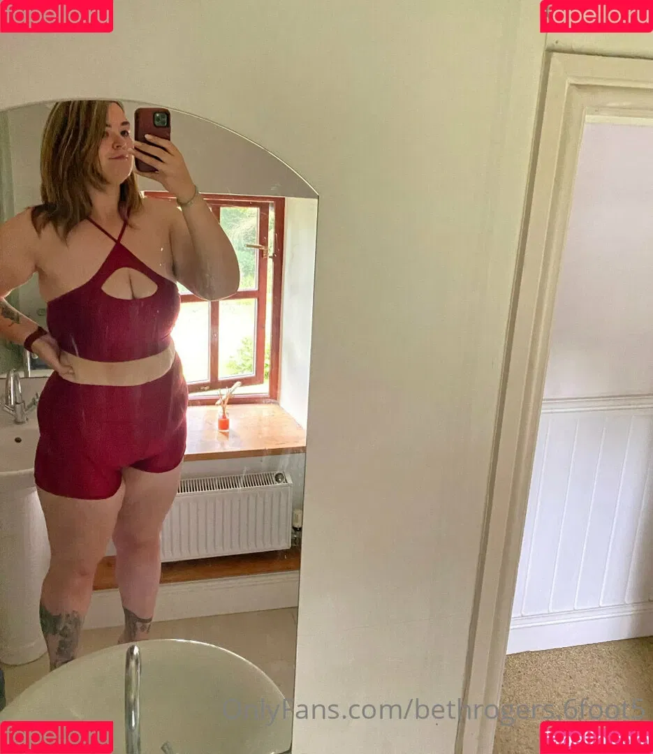 amazonbeth.6foot6 Onlyfans Photo Gallery 