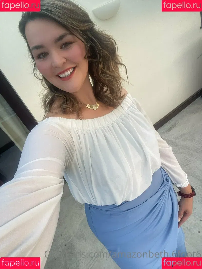 amazonbeth.6foot6 Onlyfans Photo Gallery 