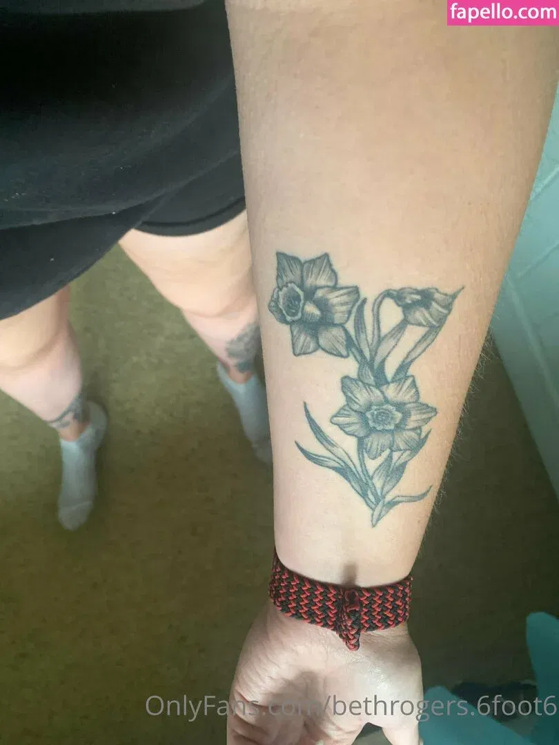 amazonbeth.6foot6 Onlyfans Photo Gallery 