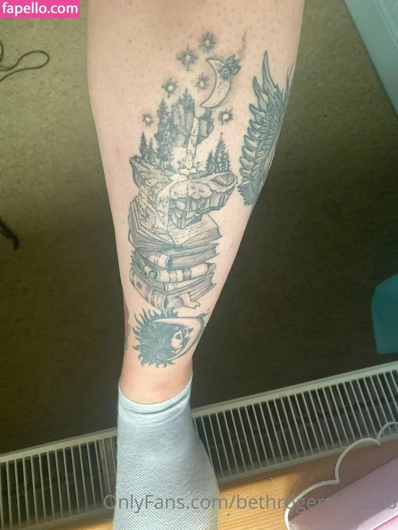 amazonbeth.6foot6 Onlyfans Photo Gallery 