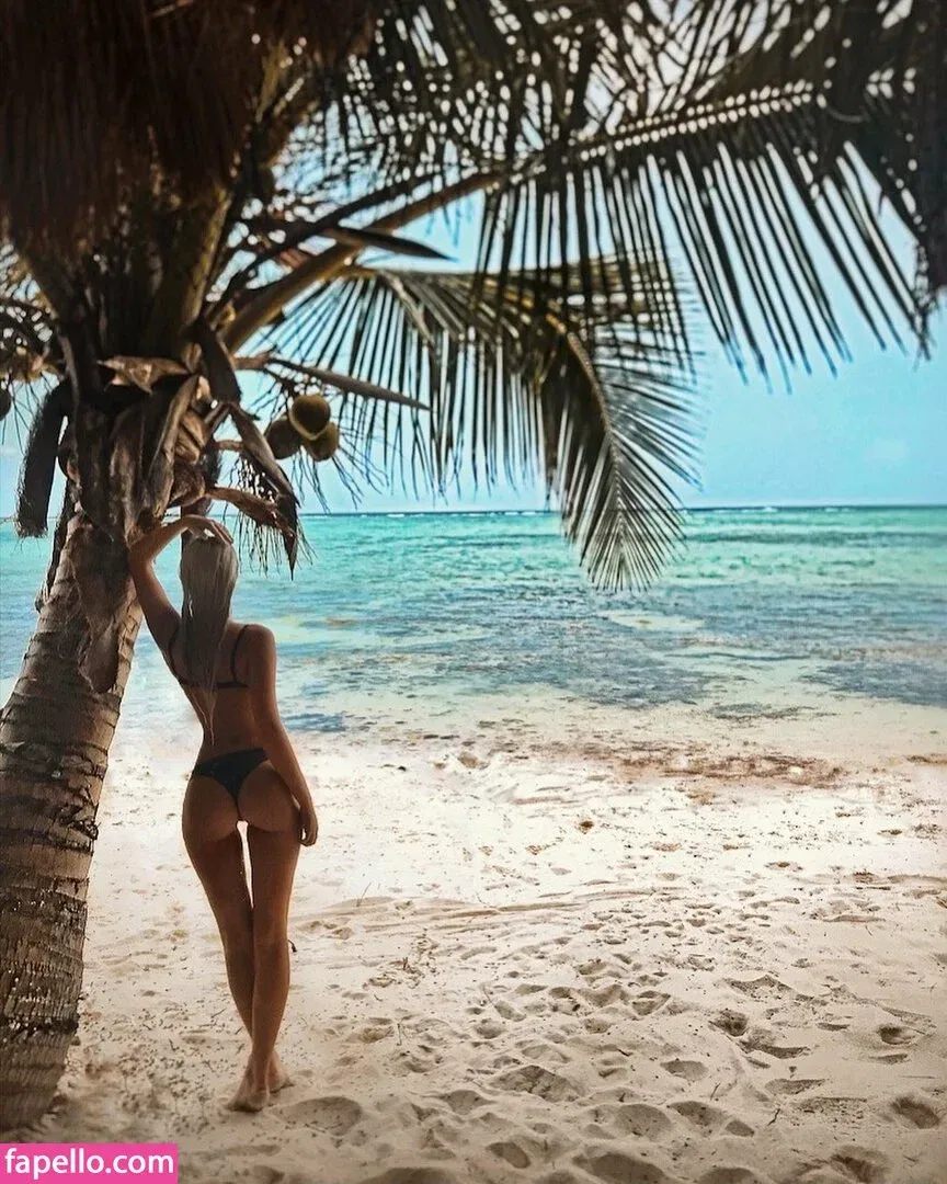 BellaDuffy Onlyfans Photo Gallery 