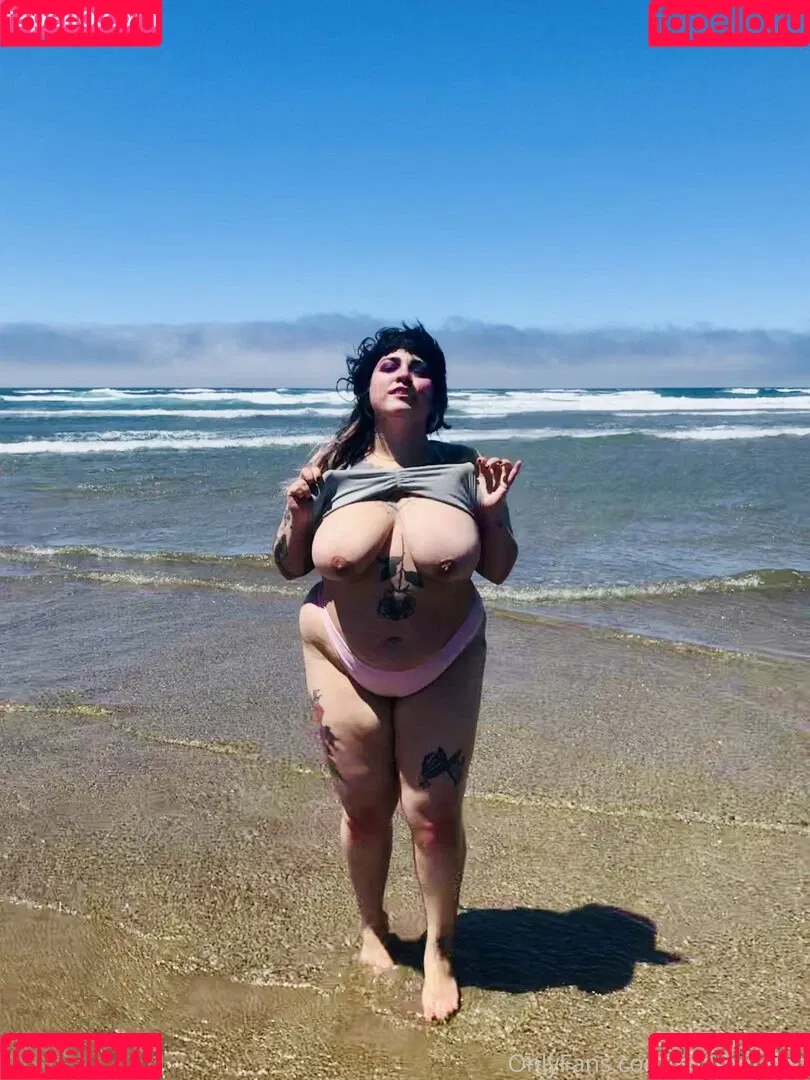 Spamqueen Spooky Cutie Onlyfans Photo Gallery 