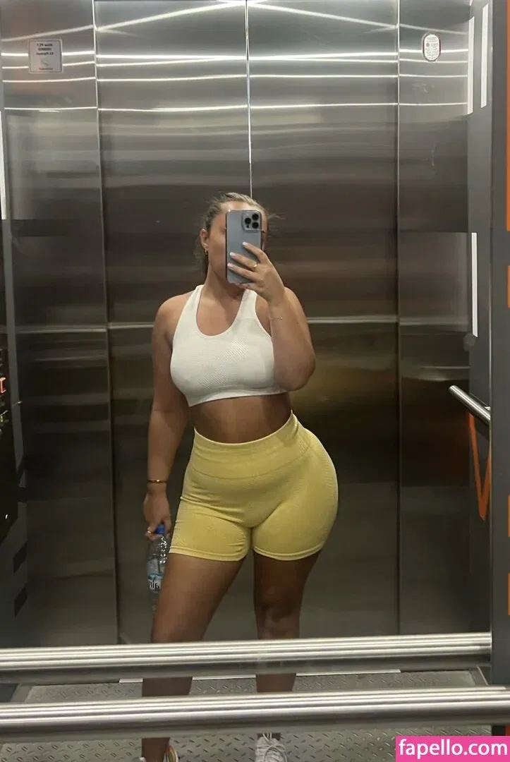 franditellaa Onlyfans Photo Gallery 