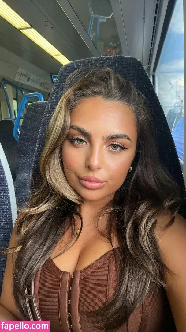 franditellaa Onlyfans Photo Gallery 