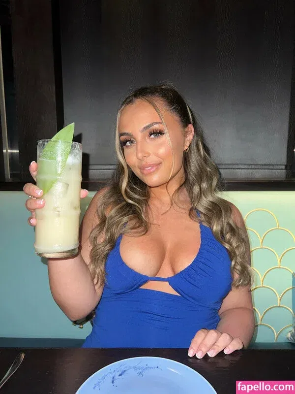 franditellaa Onlyfans Photo Gallery 