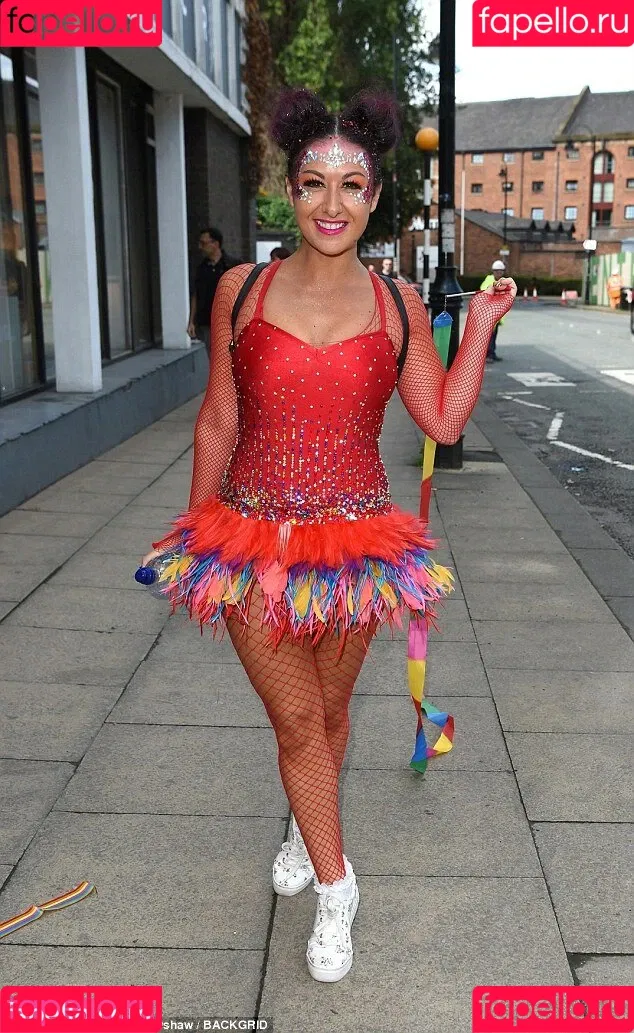 Hayley Tamaddon Onlyfans Photo Gallery 