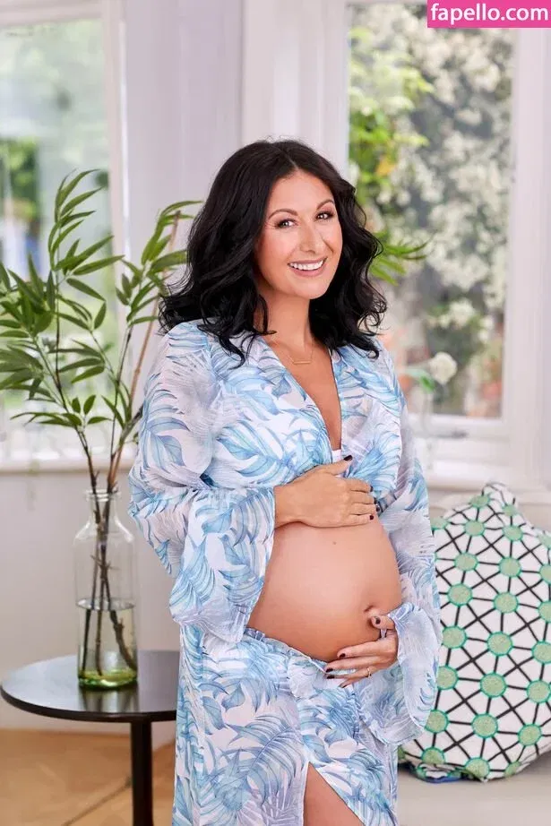 Hayley Tamaddon Onlyfans Photo Gallery 