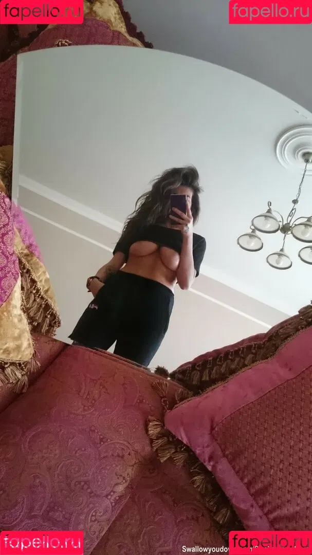 Swallowyoudown Onlyfans Photo Gallery 