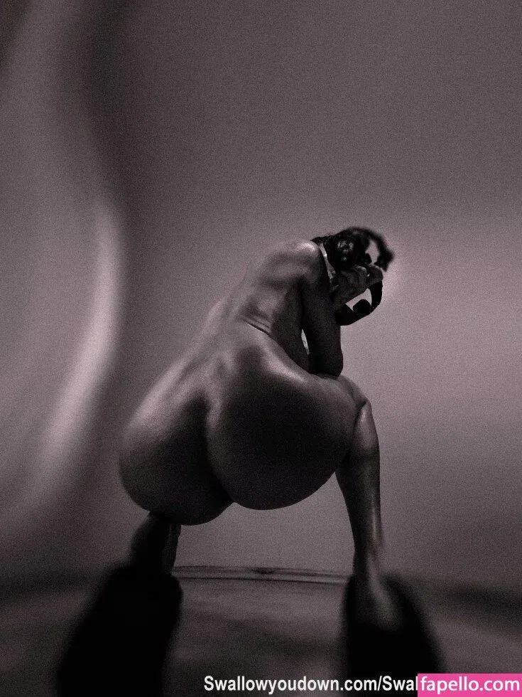 Swallowyoudown Onlyfans Photo Gallery 