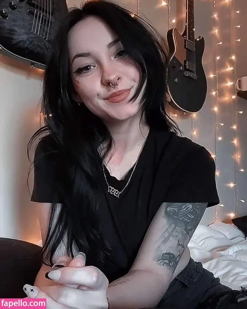 thatwolfbaby Onlyfans Photo Gallery 