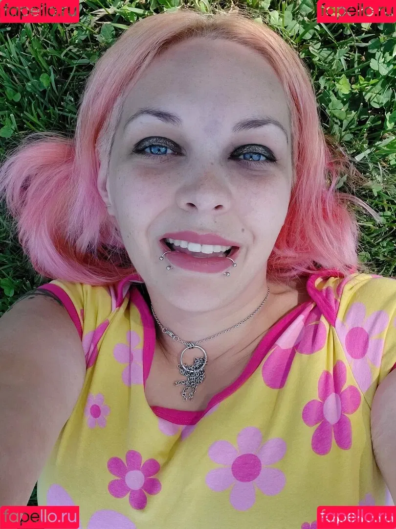 wyldestardust Onlyfans Photo Gallery 