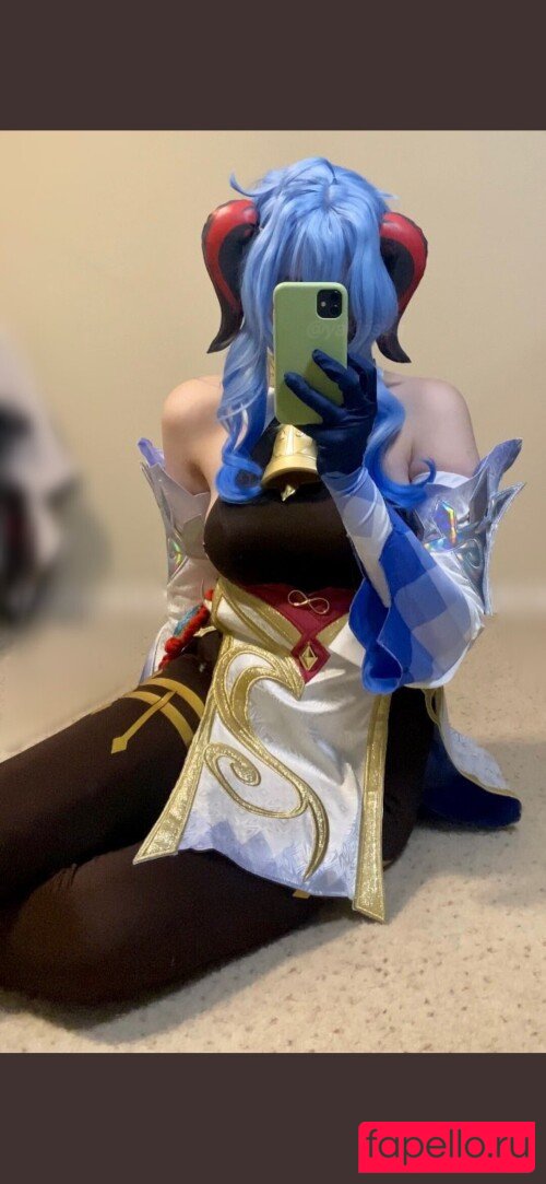 Yakirisu Nude Onlyfans Photo 27