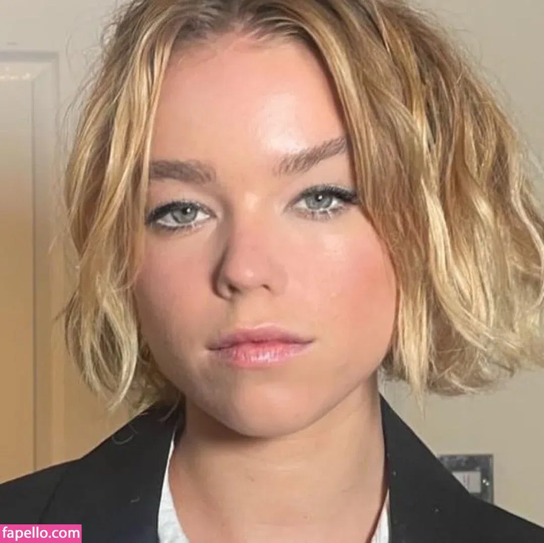 Milly Alcock Onlyfans Photo Gallery 