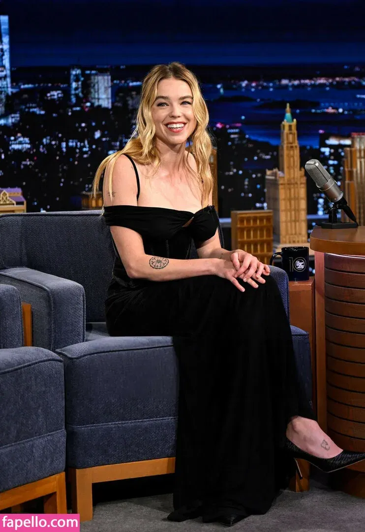 Milly Alcock Onlyfans Photo Gallery 