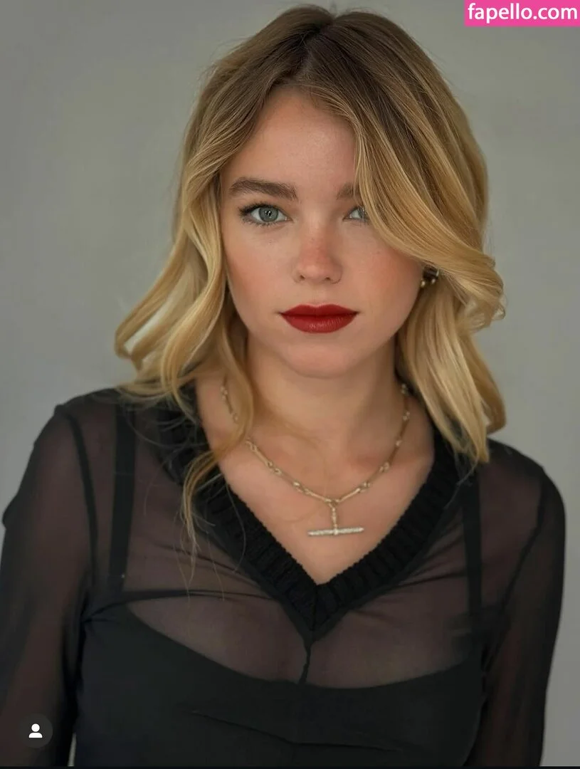 Milly Alcock Onlyfans Photo Gallery 