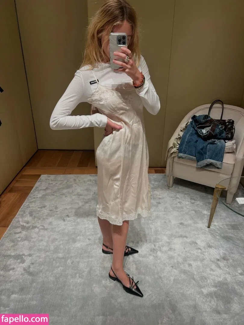 Milly Alcock Onlyfans Photo Gallery 