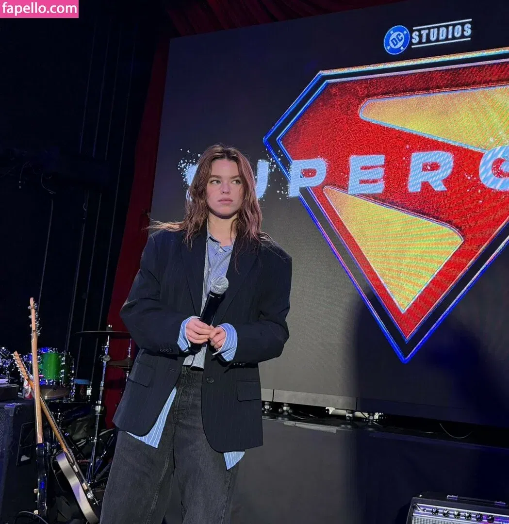 Milly Alcock Onlyfans Photo Gallery 