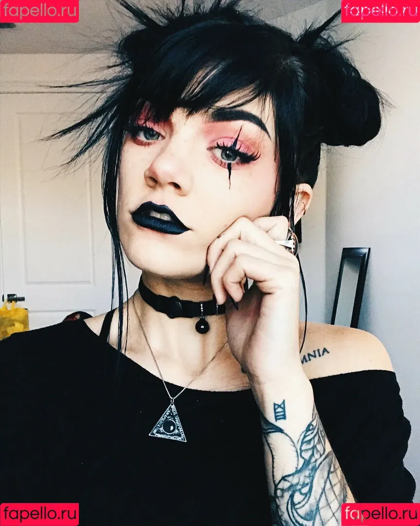Gianna.Frankenstein Onlyfans Photo Gallery 