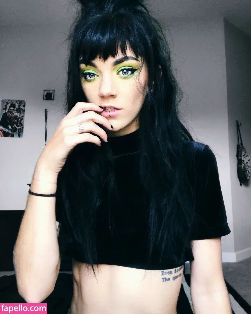 Gianna.Frankenstein Onlyfans Photo Gallery 