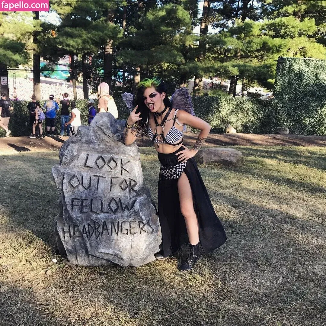 Gianna.Frankenstein Onlyfans Photo Gallery 