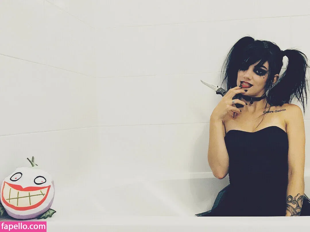 Gianna.Frankenstein Onlyfans Photo Gallery 