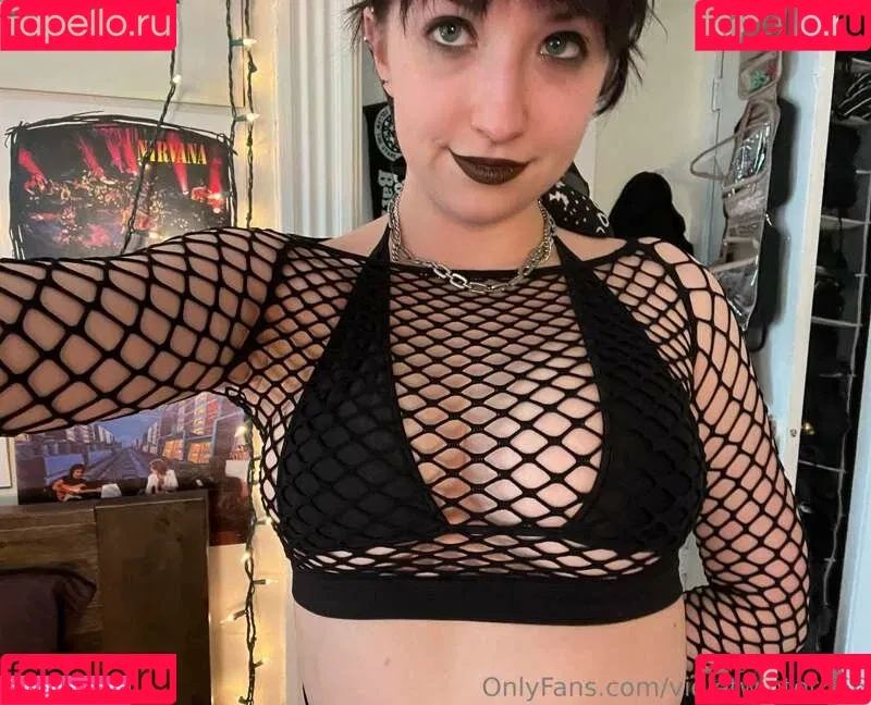 VioletWinter666 Onlyfans Photo Gallery 