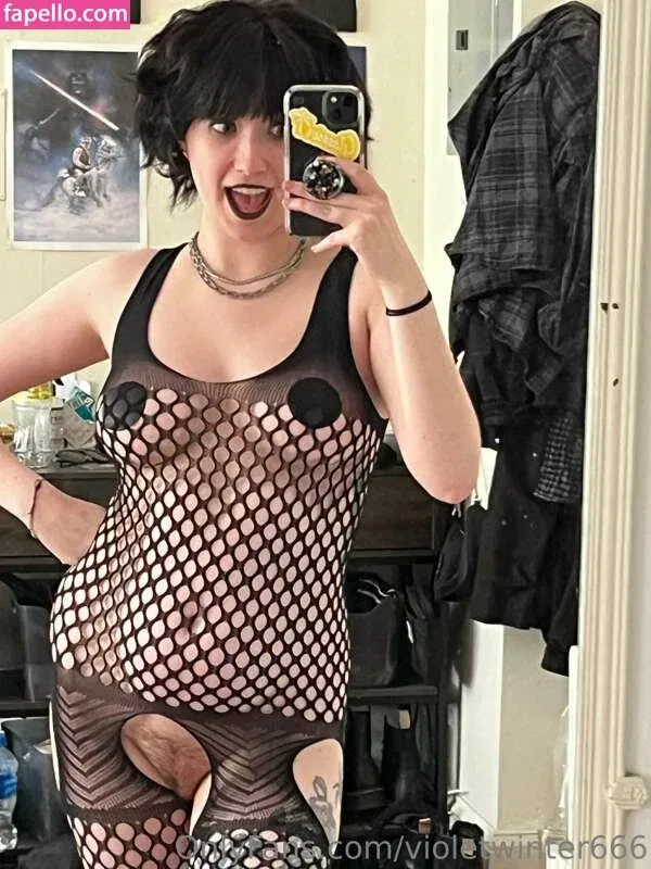 VioletWinter666 Onlyfans Photo Gallery 