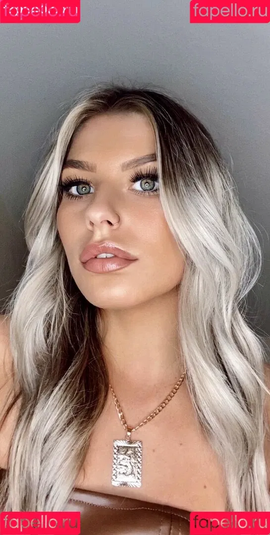kyliefoland Onlyfans Photo Gallery 