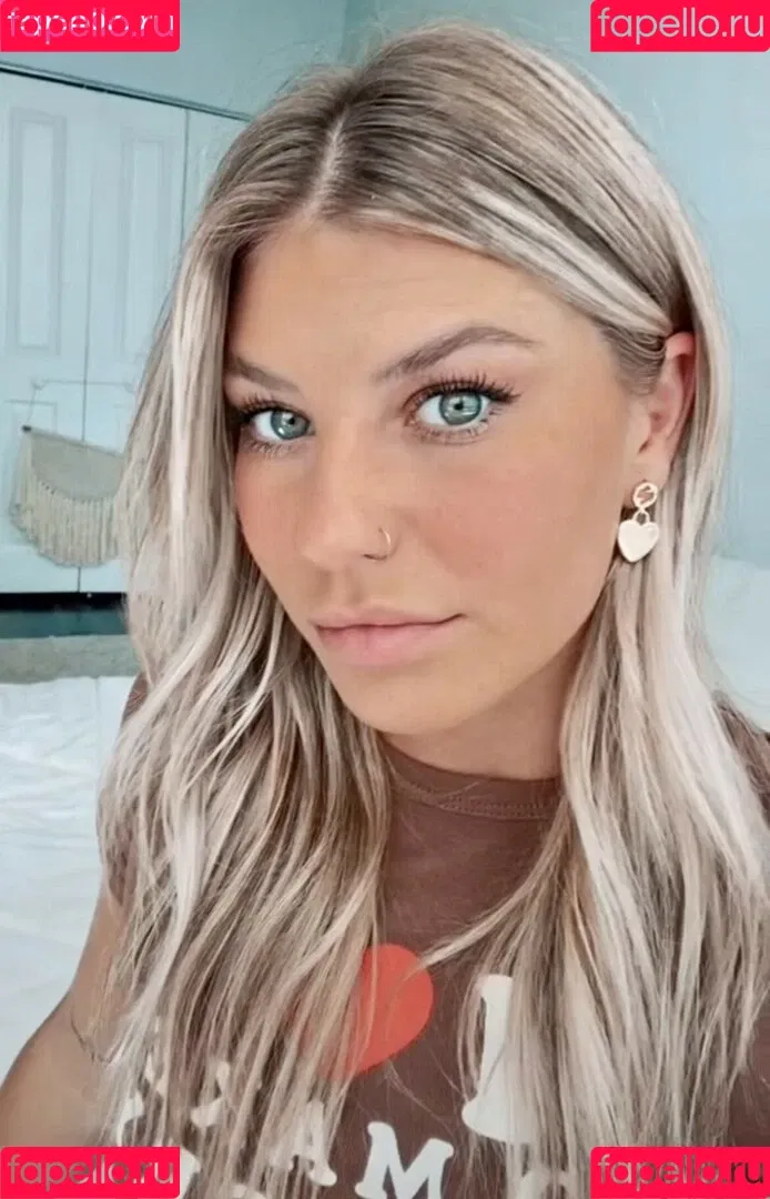 kyliefoland Onlyfans Photo Gallery 