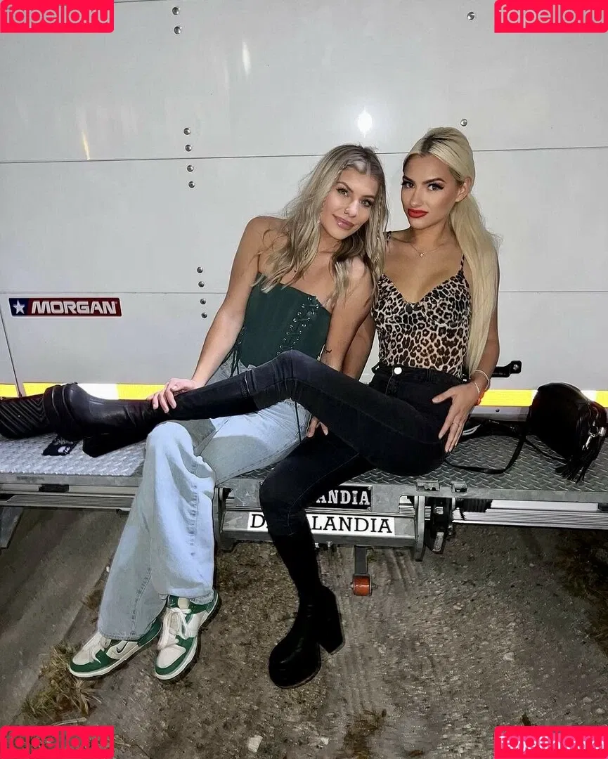 kyliefoland Onlyfans Photo Gallery 