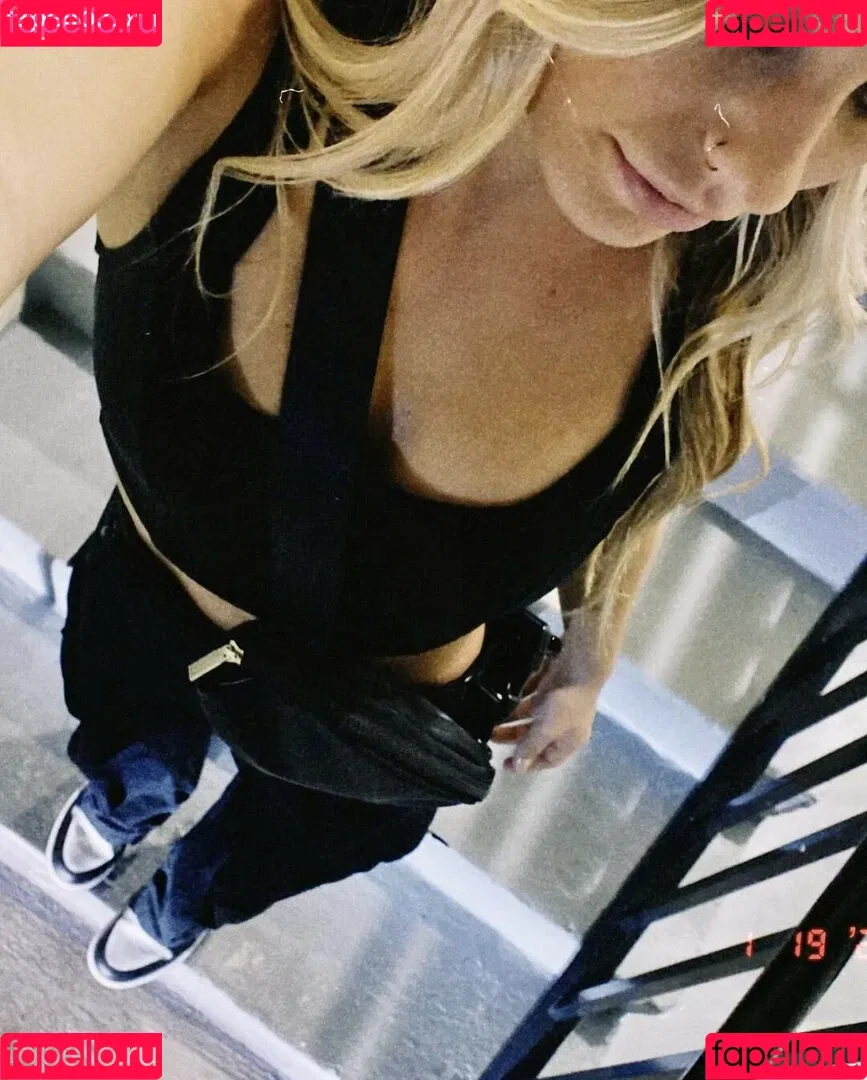 kyliefoland Onlyfans Photo Gallery 
