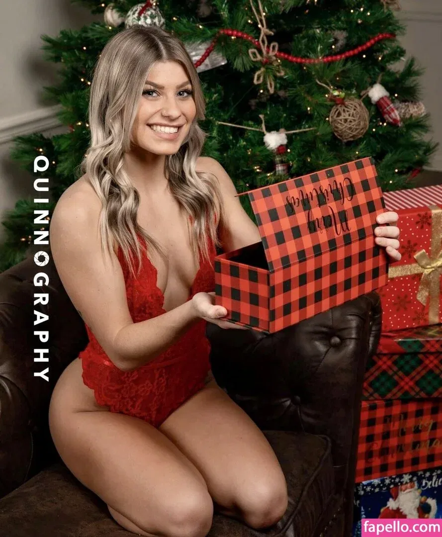 kyliefoland Onlyfans Photo Gallery 