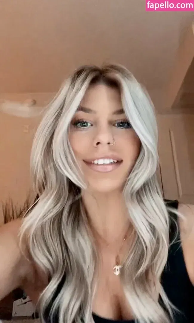 kyliefoland Onlyfans Photo Gallery 