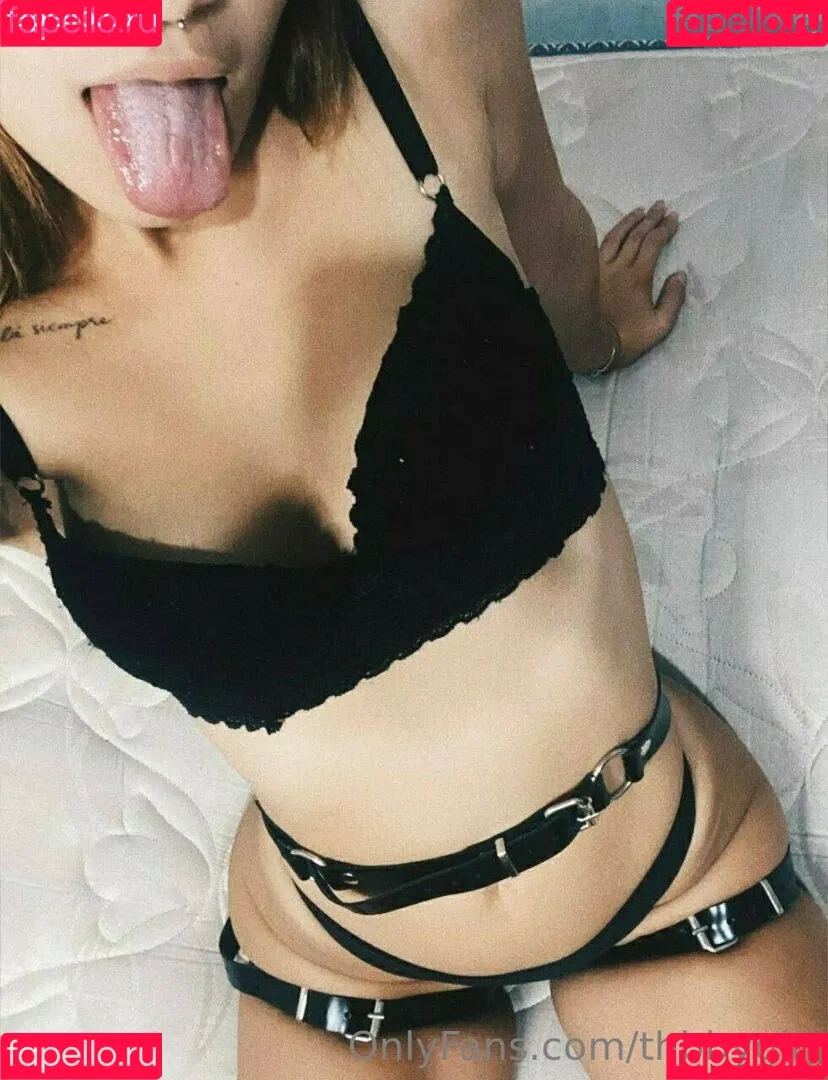 thbabyambarr Onlyfans Photo Gallery 