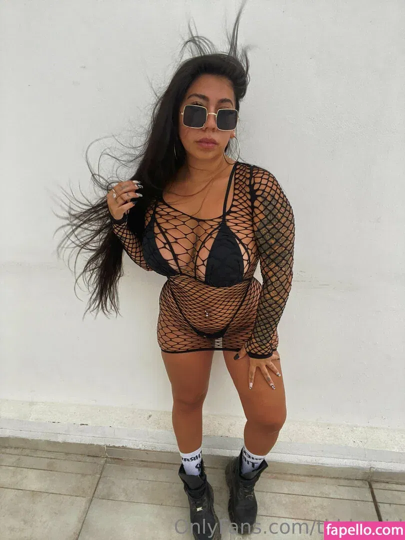 thbabyambarr Onlyfans Photo Gallery 