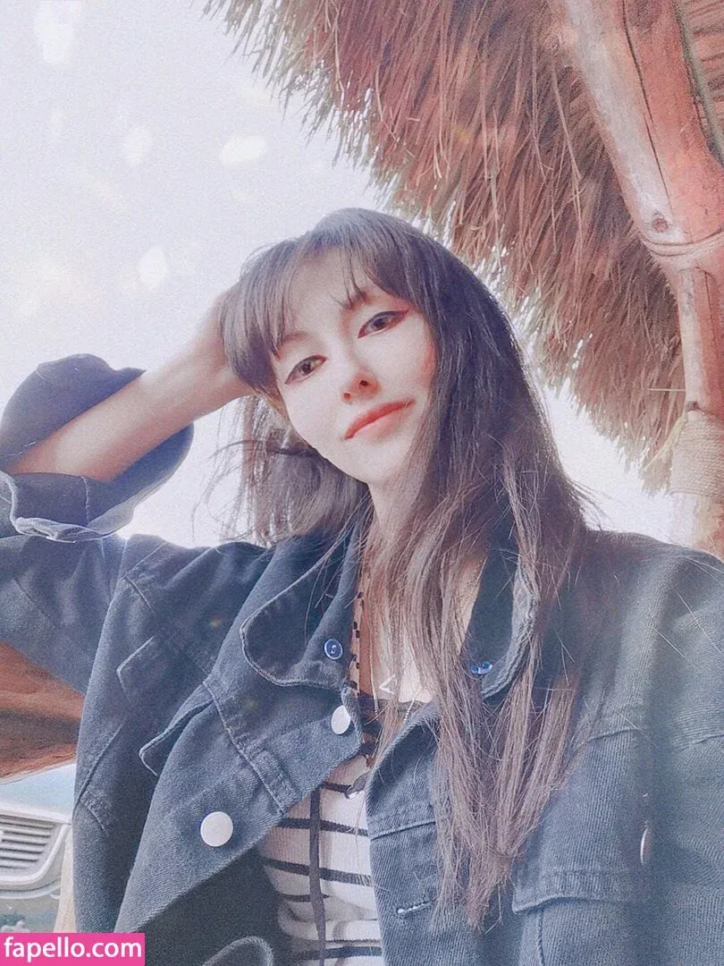 Kouryam Onlyfans Photo Gallery 