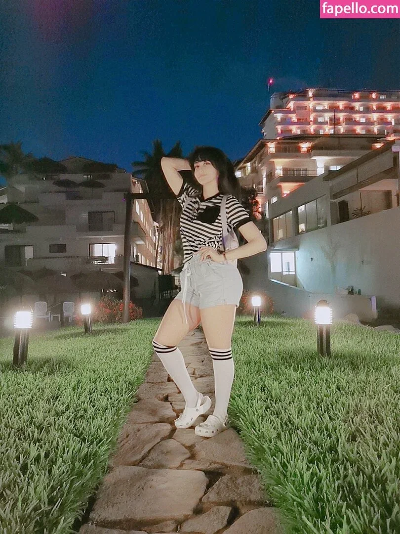 Kouryam Onlyfans Photo Gallery 