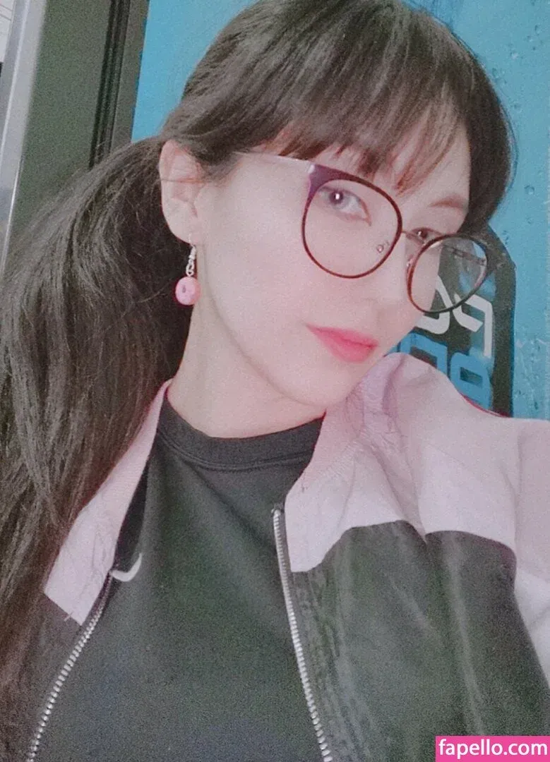 Kouryam Onlyfans Photo Gallery 