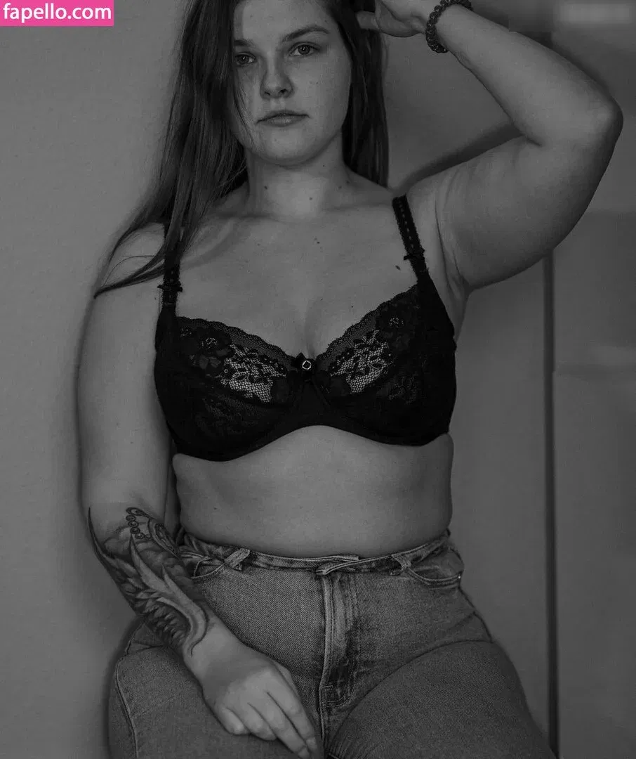 Sandy.Prehm Onlyfans Photo Gallery 